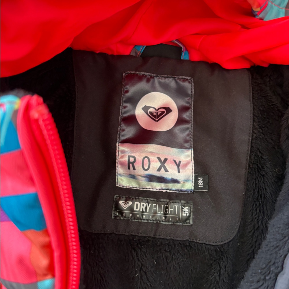 18M Snowsuit, Excellent Condition - Picture 3 of 4